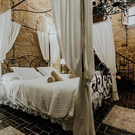 Durmiendo Como Reyes En La Rioja Cihuri Kültér fotó