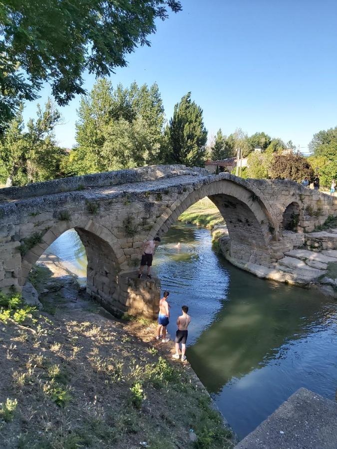 Durmiendo Como Reyes En La Rioja Cihuri Kültér fotó